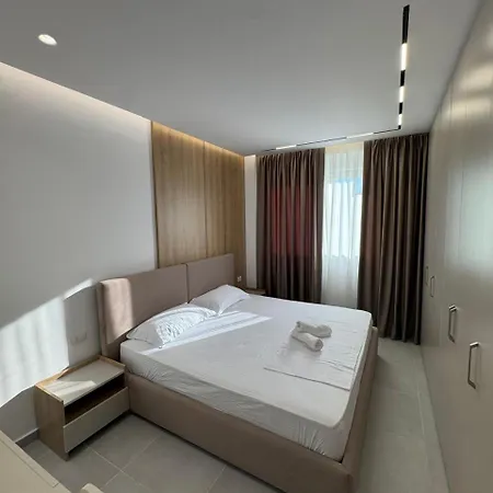 Aron's 206, 1st Floor Apartment Golem (Tirana)